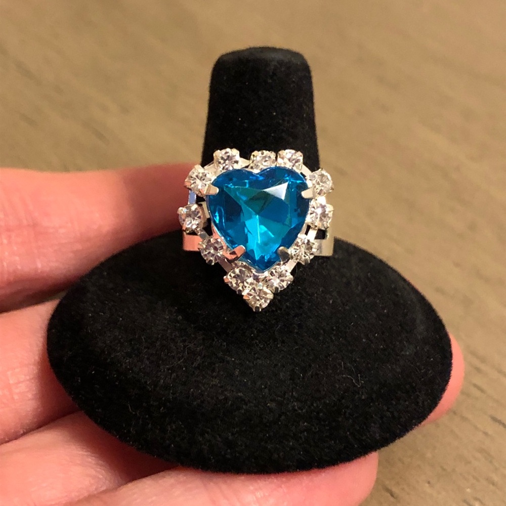 Heart-Shaped Faux Blue Gemstone Ring with Silver and Rhinestone Accents